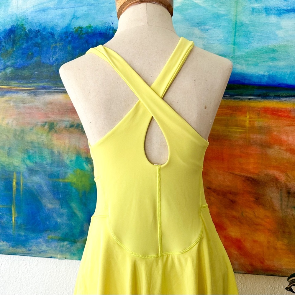 Lululemon Womens Court Crush Athletic Dress in Electric Lemon, sz 8 - Picture 7 of 12